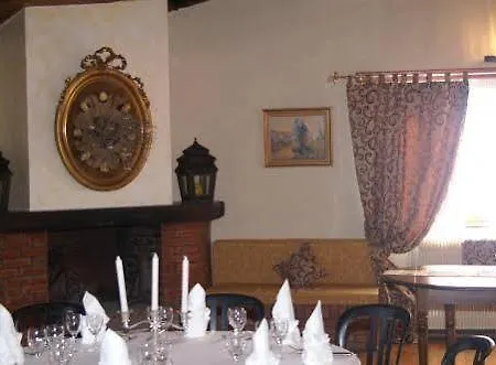 Hotel La Cour Des Lys Meximieux