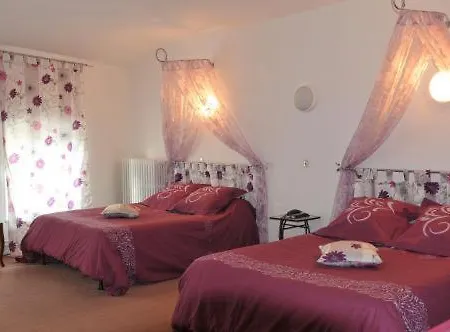 La Cour Des Lys Hotel 2*